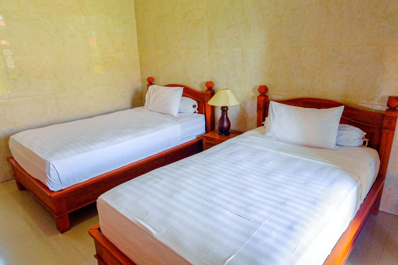 Adi Homestay Canggu Exterior foto