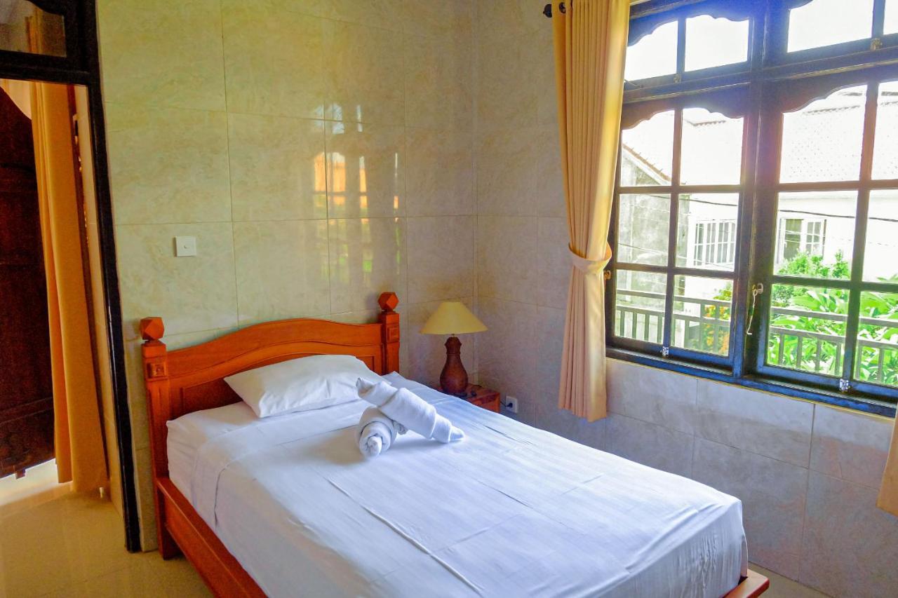 Adi Homestay Canggu Exterior foto