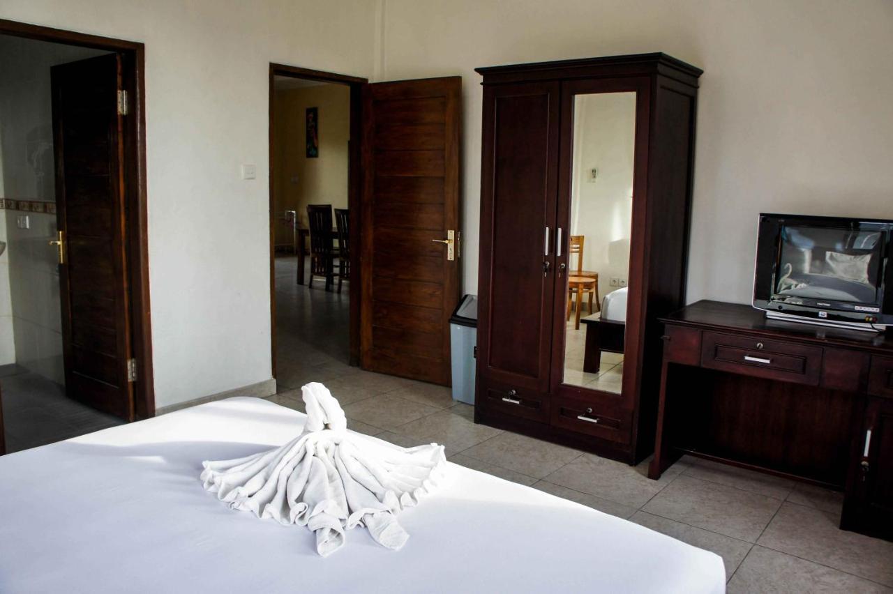 Adi Homestay Canggu Exterior foto